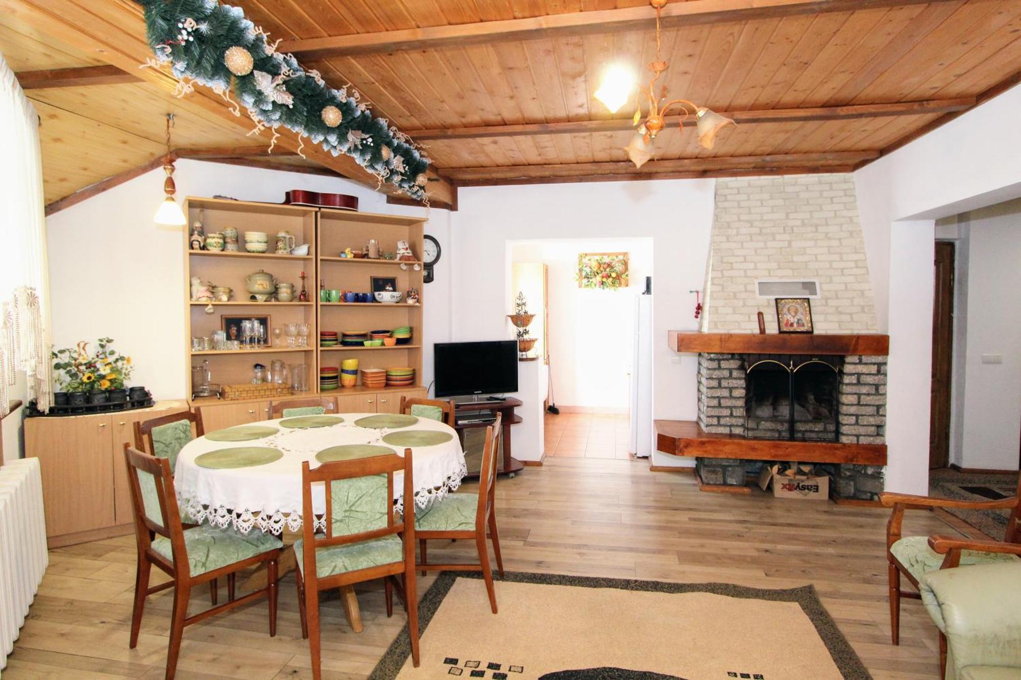 Хуторянка Villa Татарив Екстериор снимка