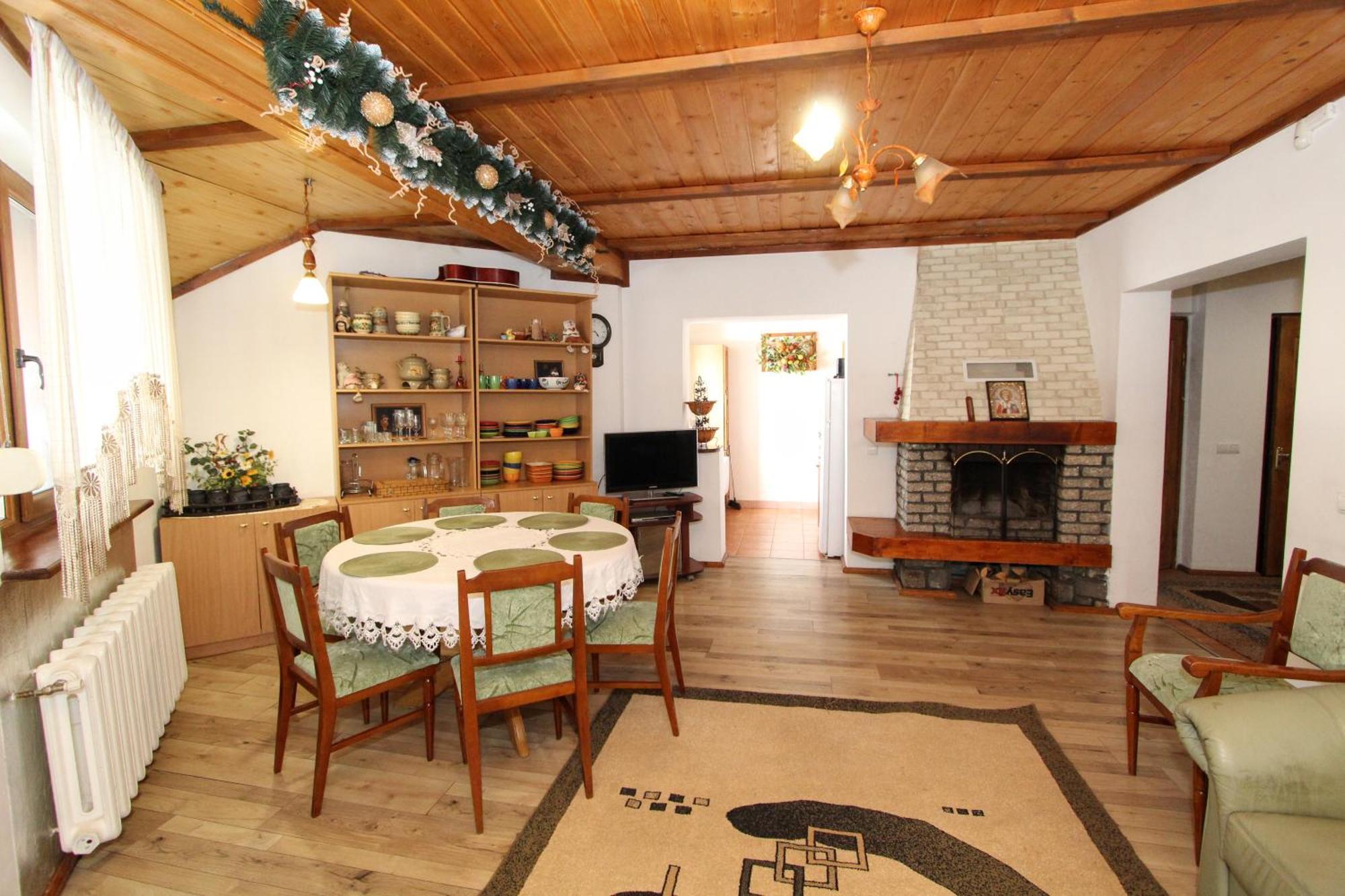 Хуторянка Villa Татарив Екстериор снимка