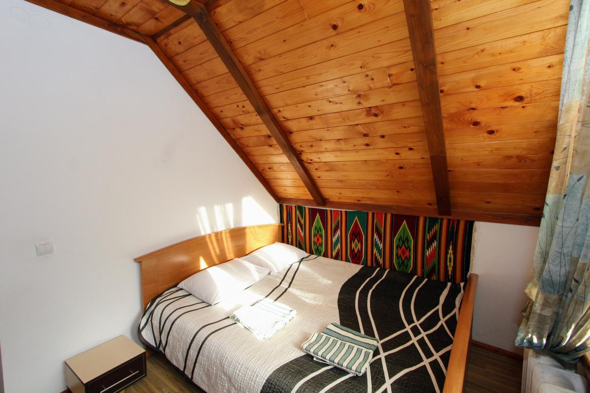 Хуторянка Villa Татарив Екстериор снимка